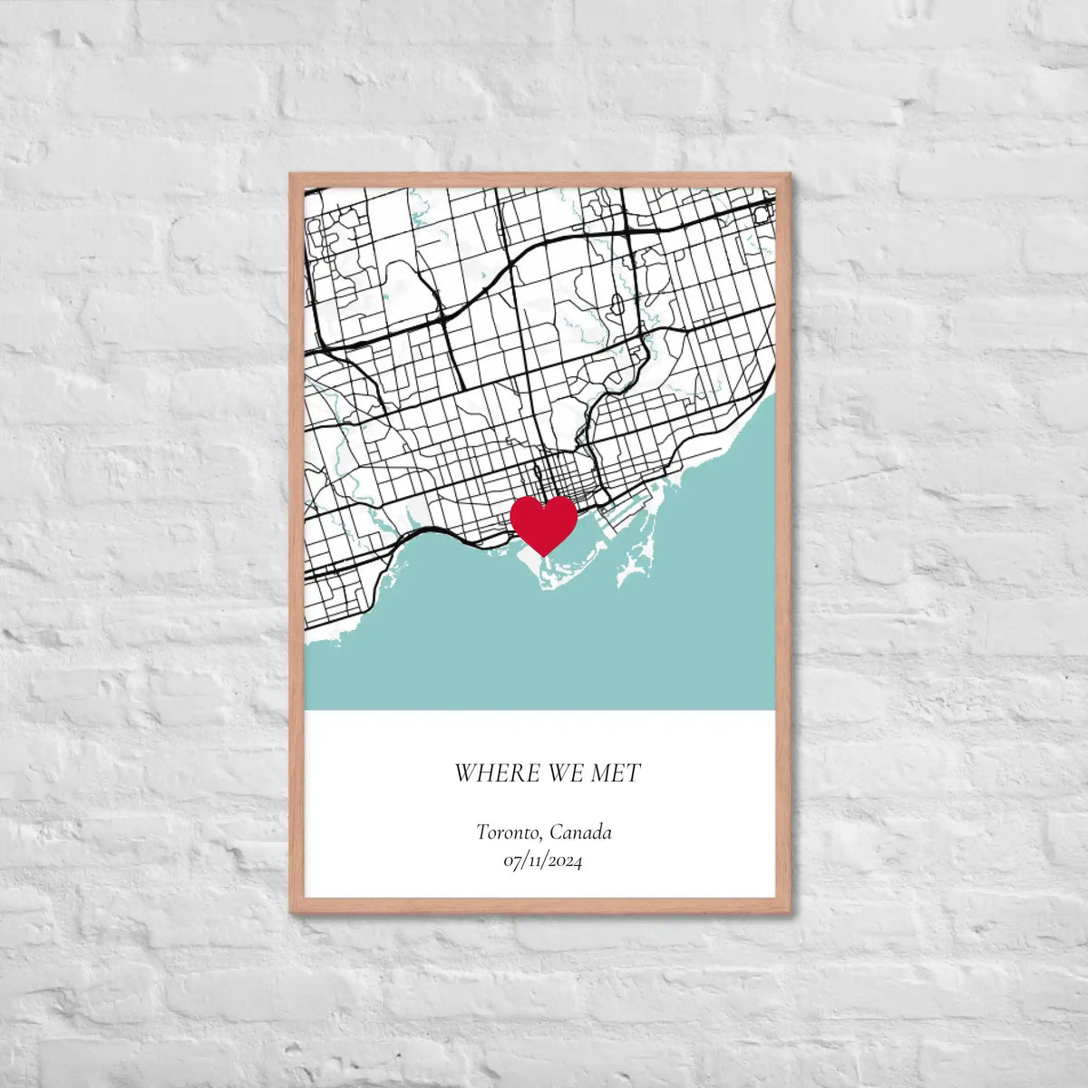 05_framedposters_61x91_24x36_vertical_base_red-oak