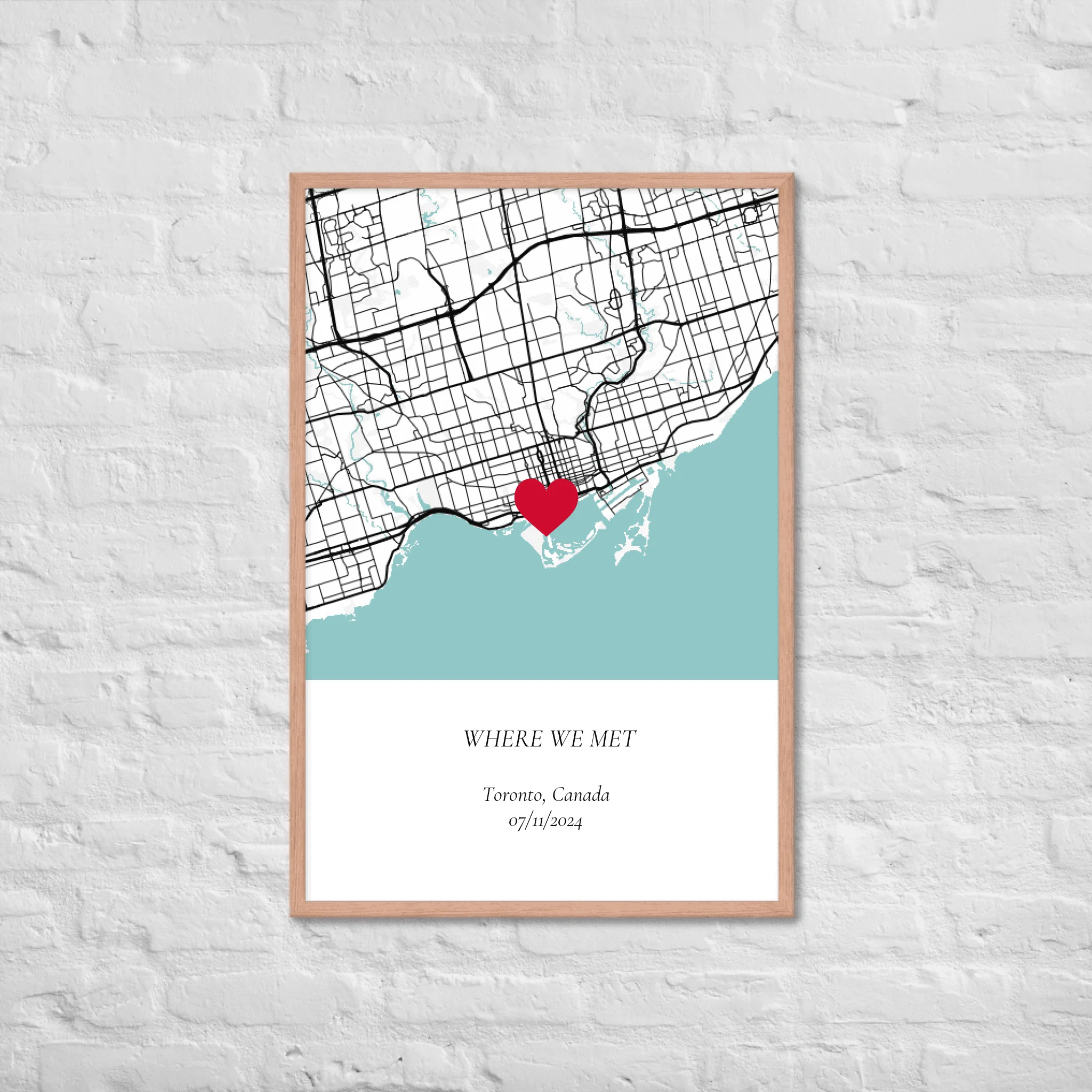 05_framedposters_61x91_24x36_vertical_base_red-oak